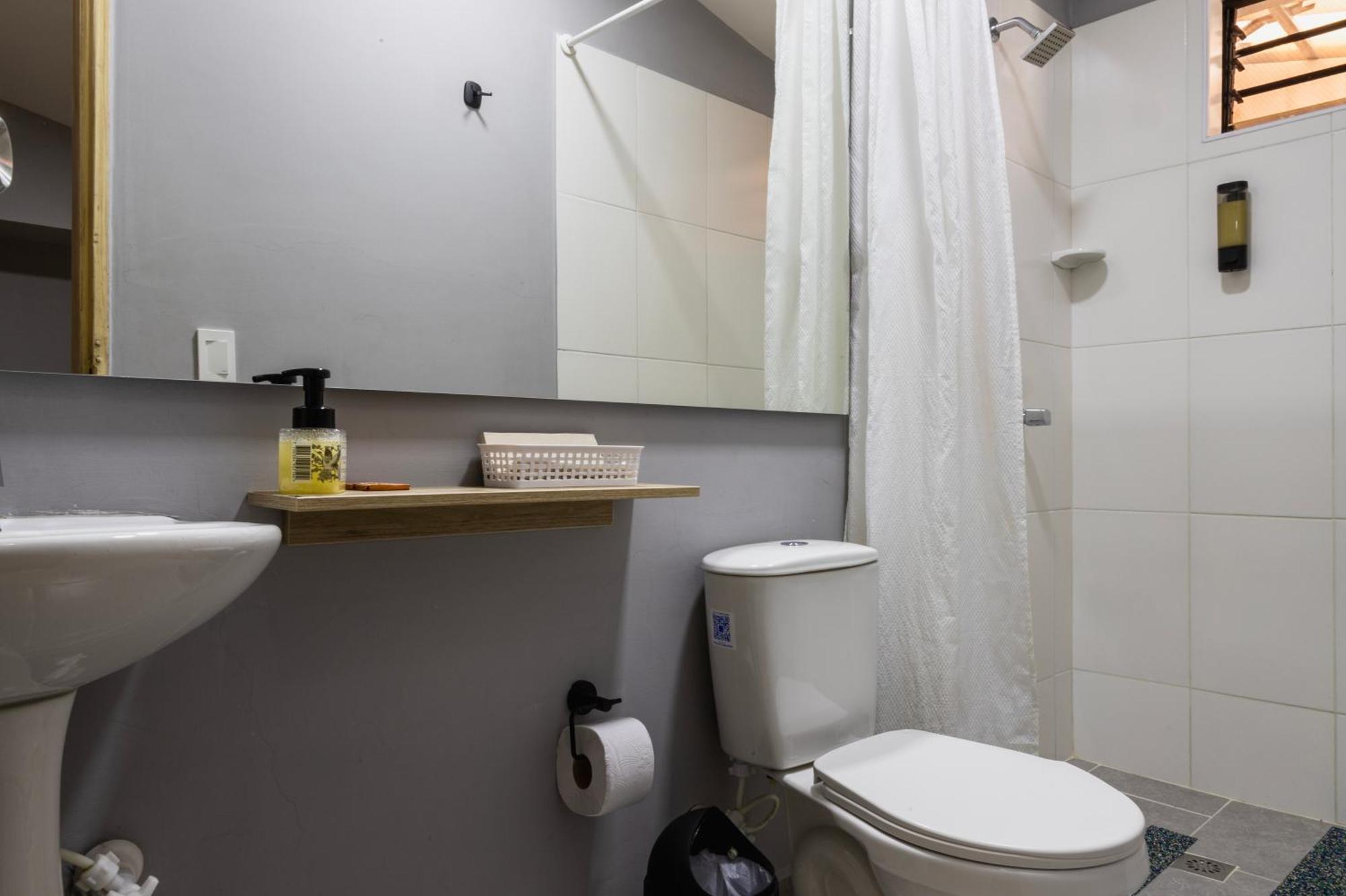 Hotel Casa 73 Deluxe Медельин Экстерьер фото