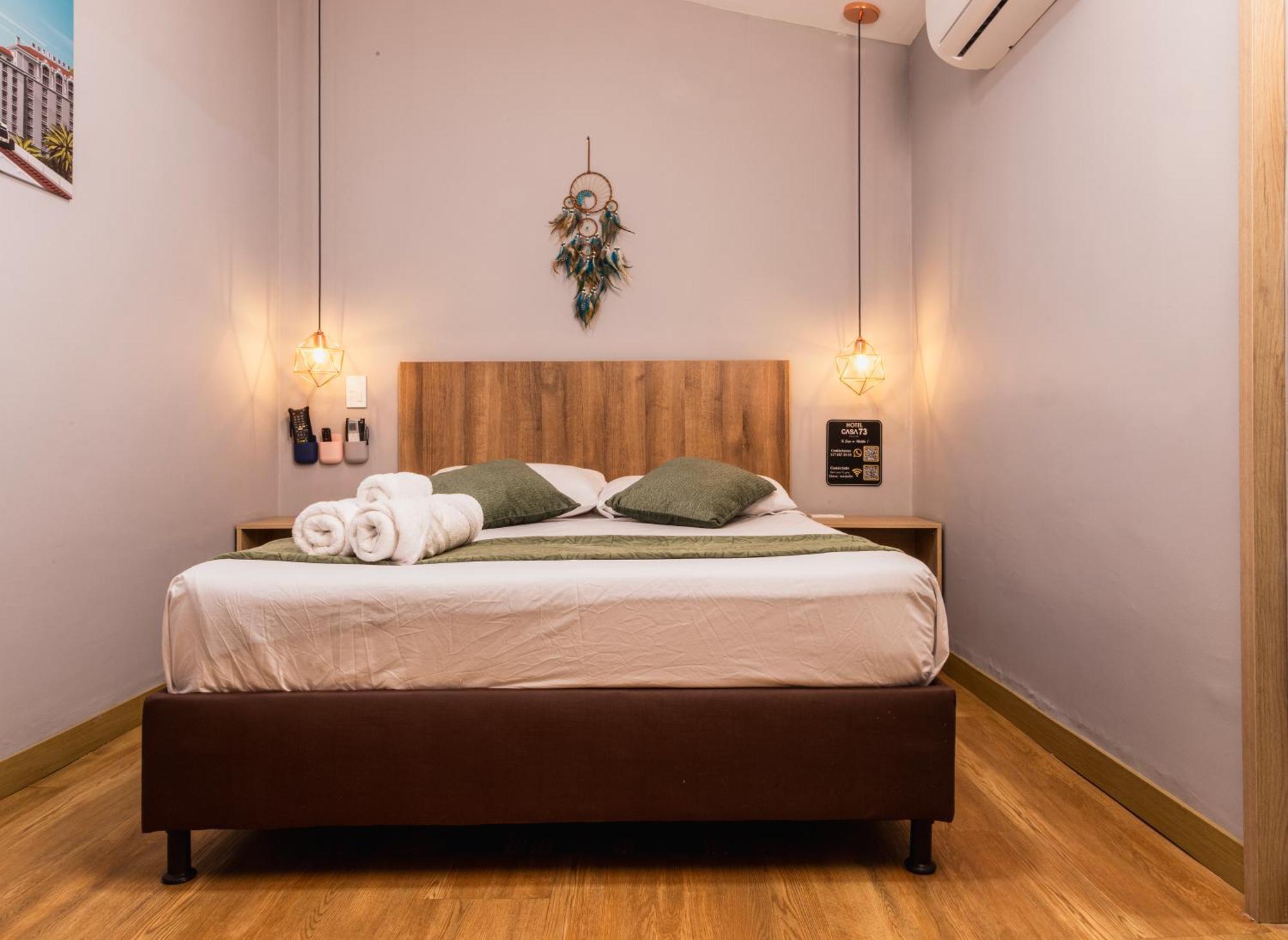 Hotel Casa 73 Deluxe Медельин Экстерьер фото